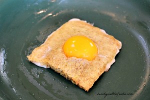 paleo toad in a hole egg