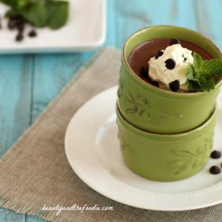 Paleo Chocolate Mint Pudding. grain free and low carb with dairy free option. beautyandthefoodie.com